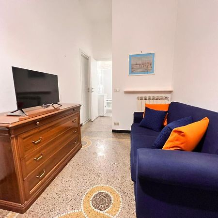 Savona Casa Vacanze Vicino Mare 3 Minuti Wifi Exterior foto